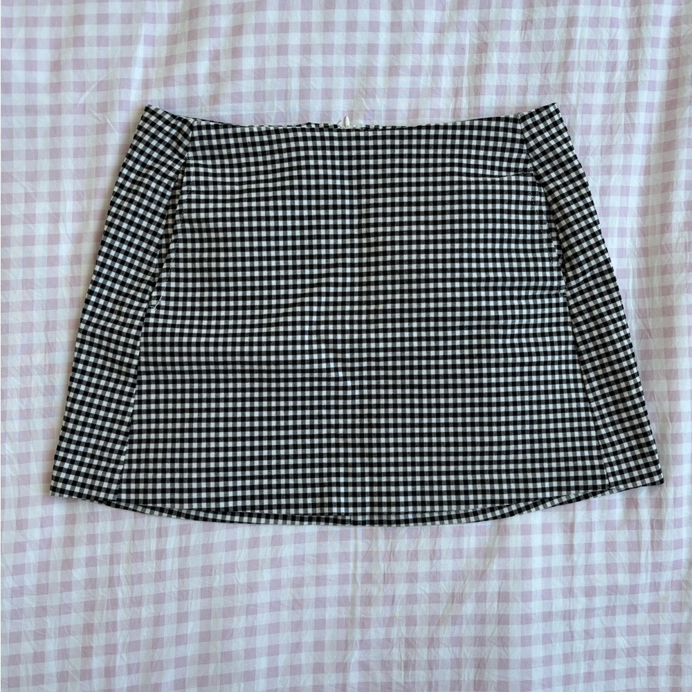 Urban Outfitters Black and White Mini Skirt